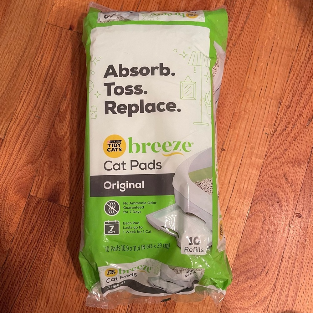 Tidy Cat Breeze Cat Pads 10 count package
